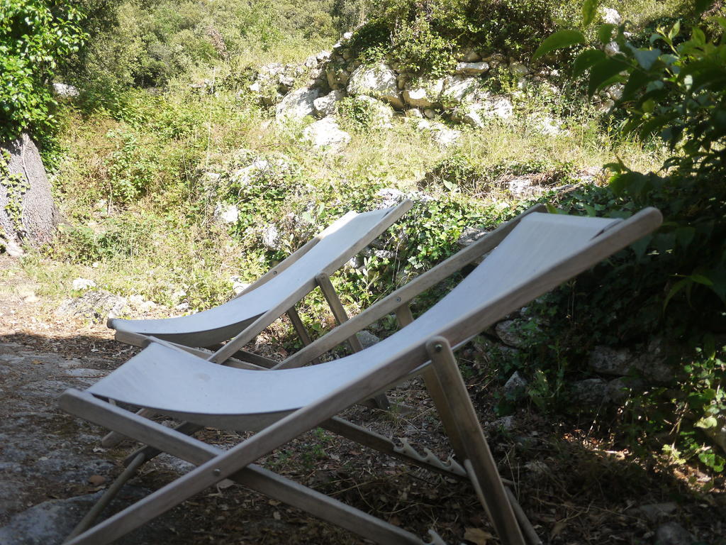 Auberge Des Seguins Buoux Cameră foto