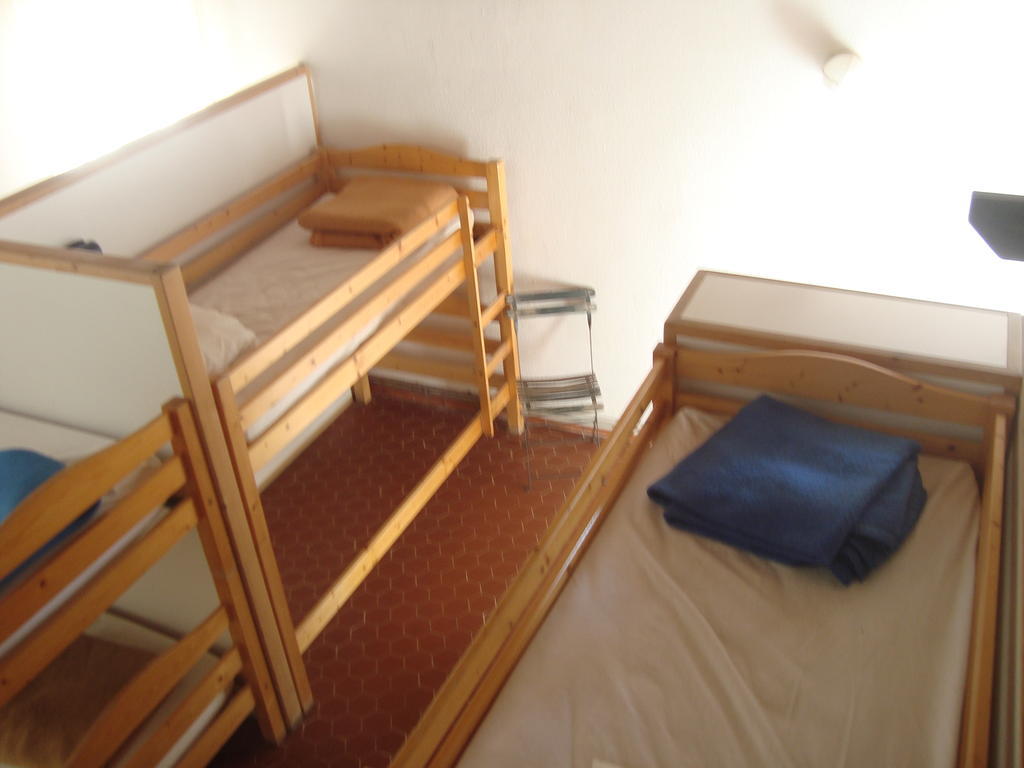 Auberge Des Seguins Buoux Cameră foto